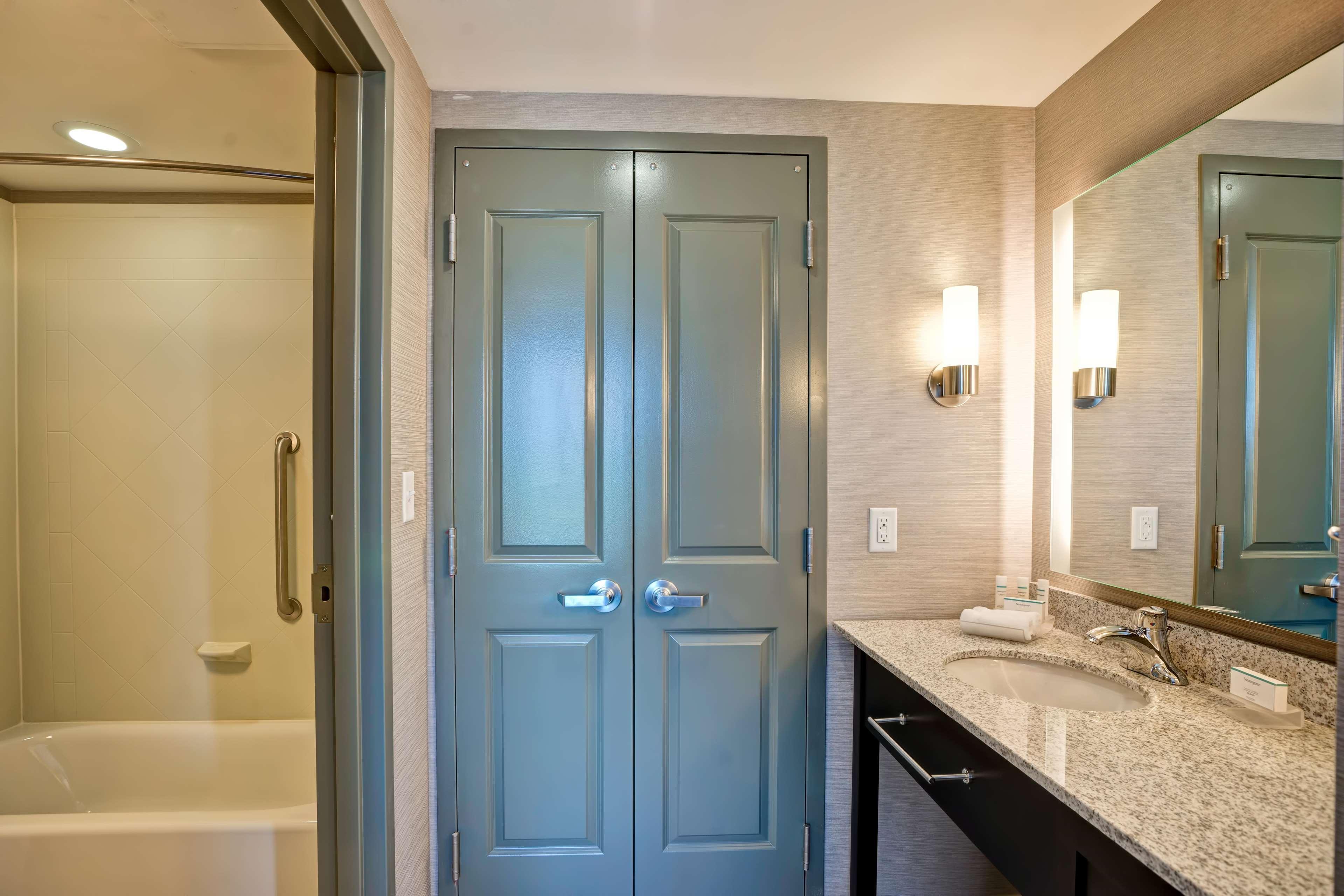 Homewood Suites By Hilton Christiansburg Buitenkant foto