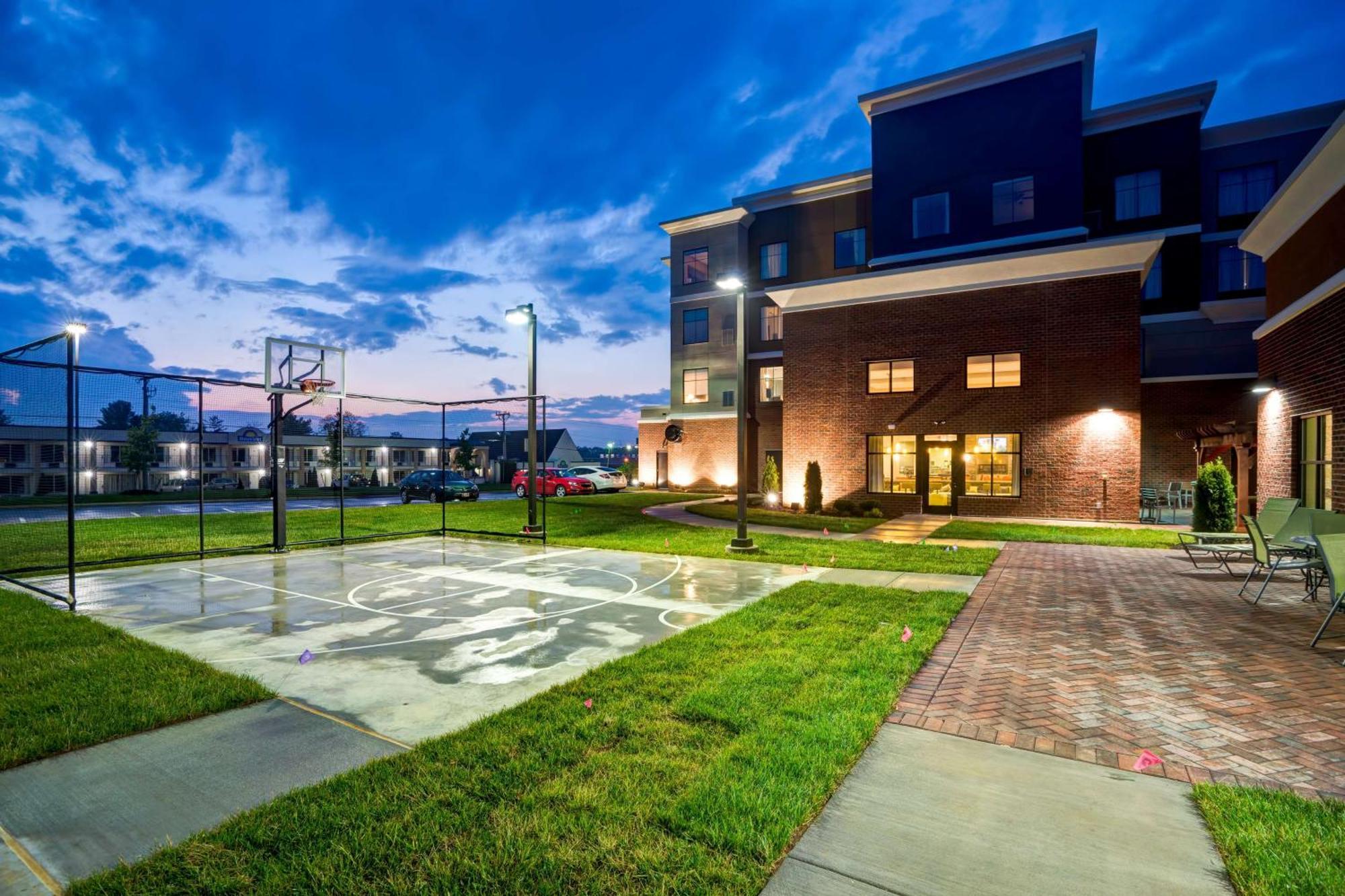 Homewood Suites By Hilton Christiansburg Buitenkant foto